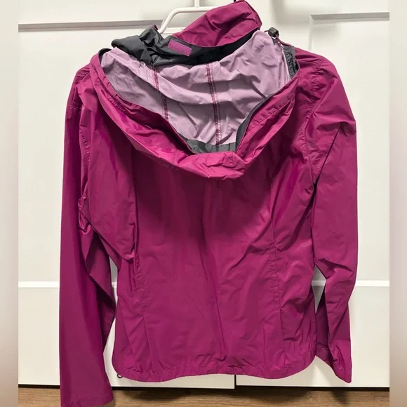 Columbia Women's Raspberry Hooded Packable Jacket - Picture 4 of 4
